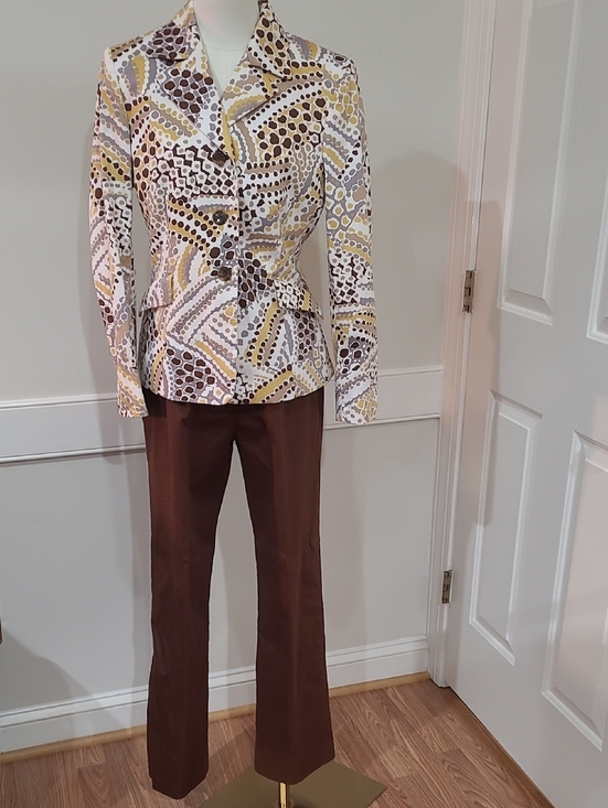 Le Suit Jackets & Blazers - Collections for Le Suit Vintage Geometric Print Blazer and Brown Pants - Size 6
